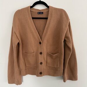GAP pocket cardigan sweater